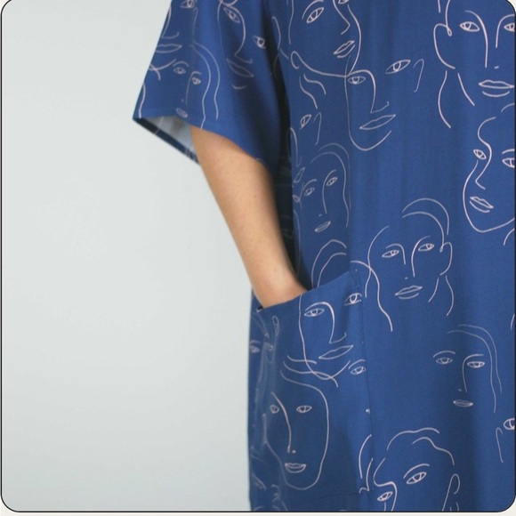 Corey Lynn Calter Blue Cream Selena Portrait Face Print Oversized Mini Dress OS - Picture 6 of 12
